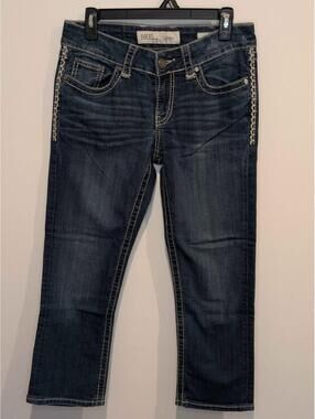 BKE Denim Culture women's dark wash cropped jeans with cool stitching